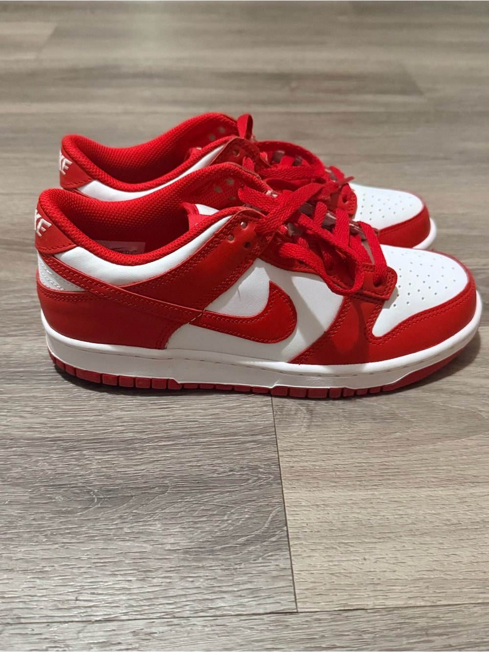 Nike Kids Red and White Low-Top Sneakers - Picture 2 of 4